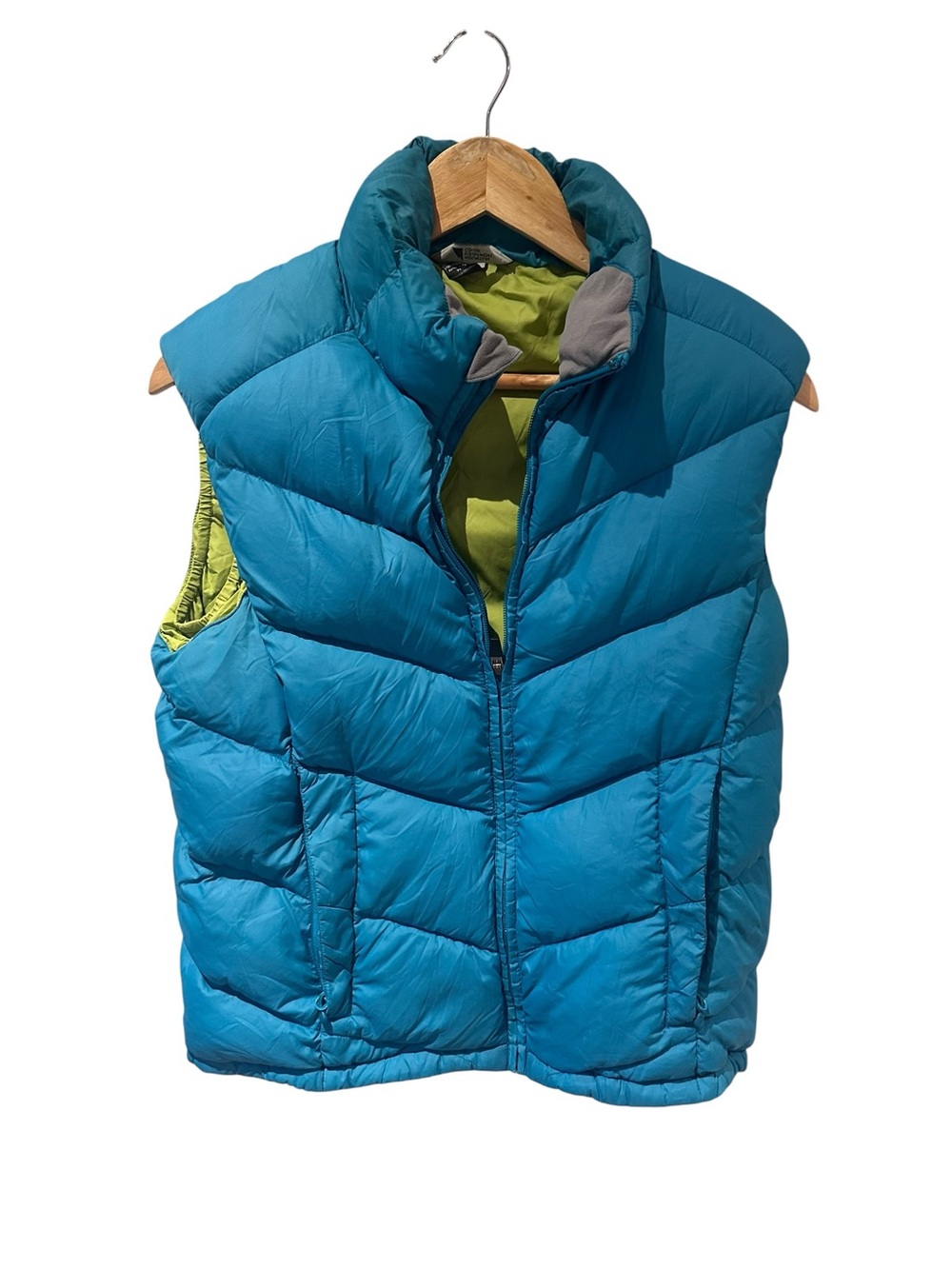 Mountain Equipment Co-op Chevron Down Puffer Vest Vintage Size Medium